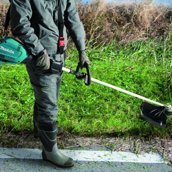 Аккумуляторный триммер XGT Makita UR007GZ01, UR007GZ01 Аккумуляторный триммер XGT Makita UR007GZ01